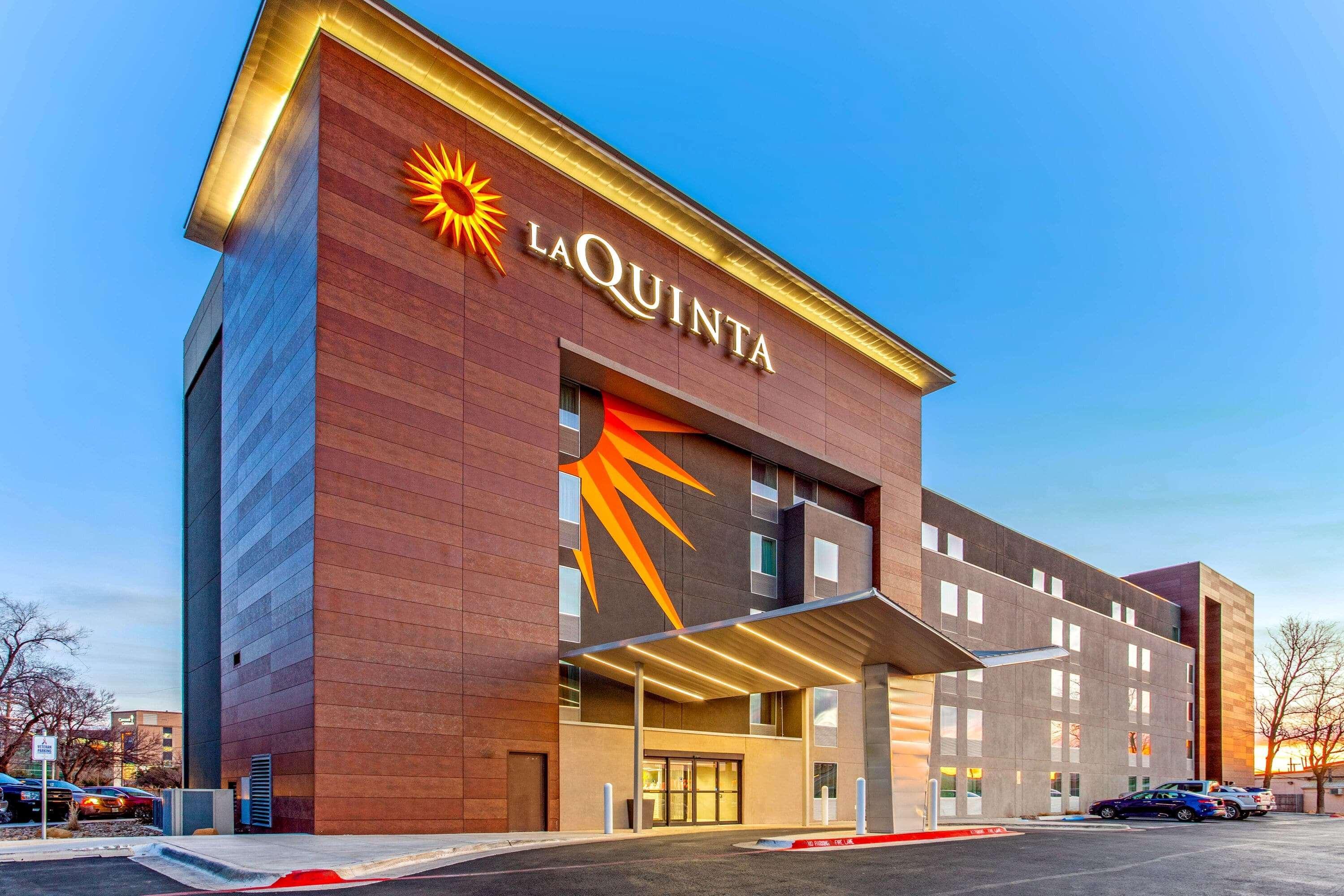 La Quinta By Wyndham Lubbock West Medical Center Hotel Exterior foto
