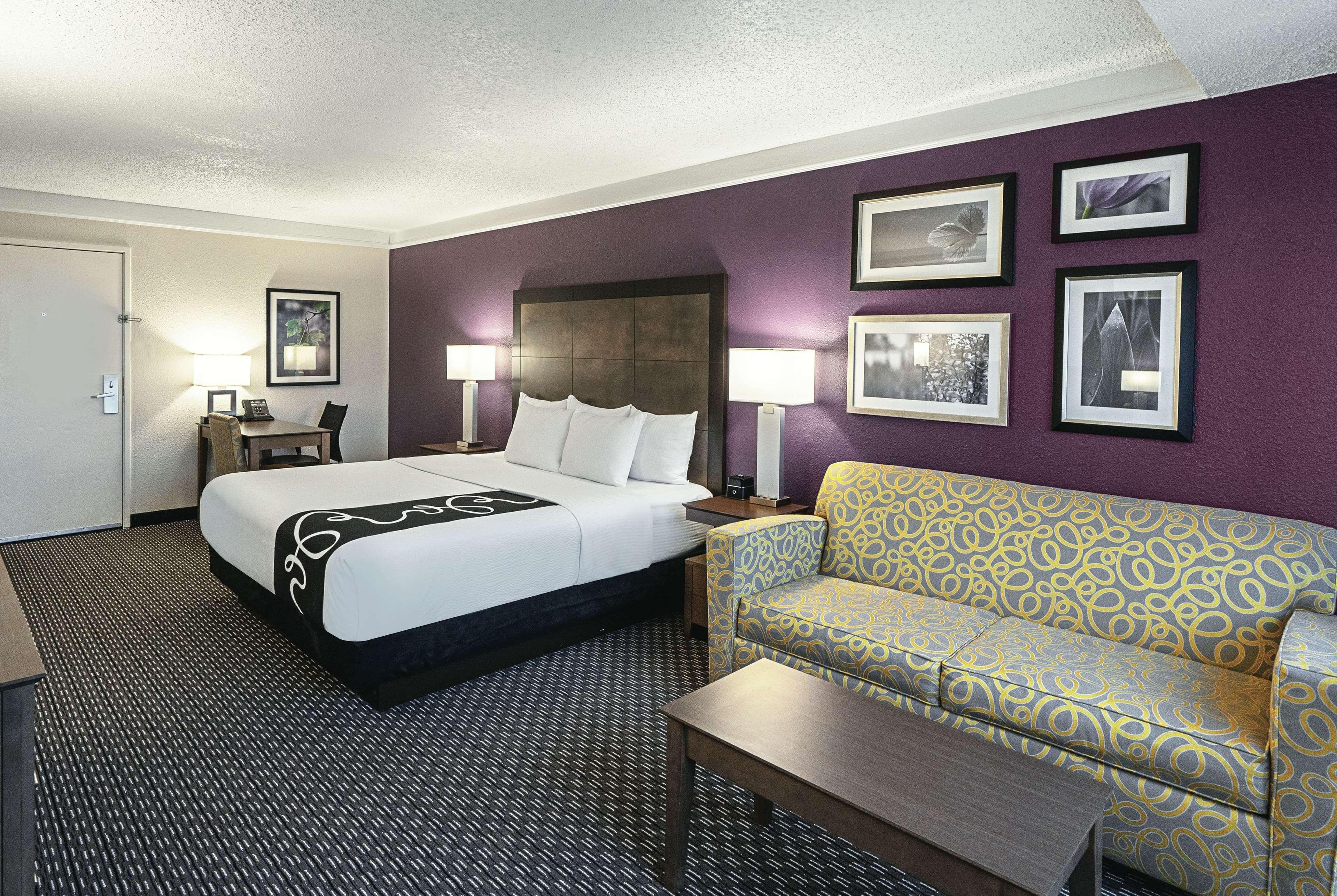 La Quinta By Wyndham Lubbock West Medical Center Hotel Exterior foto