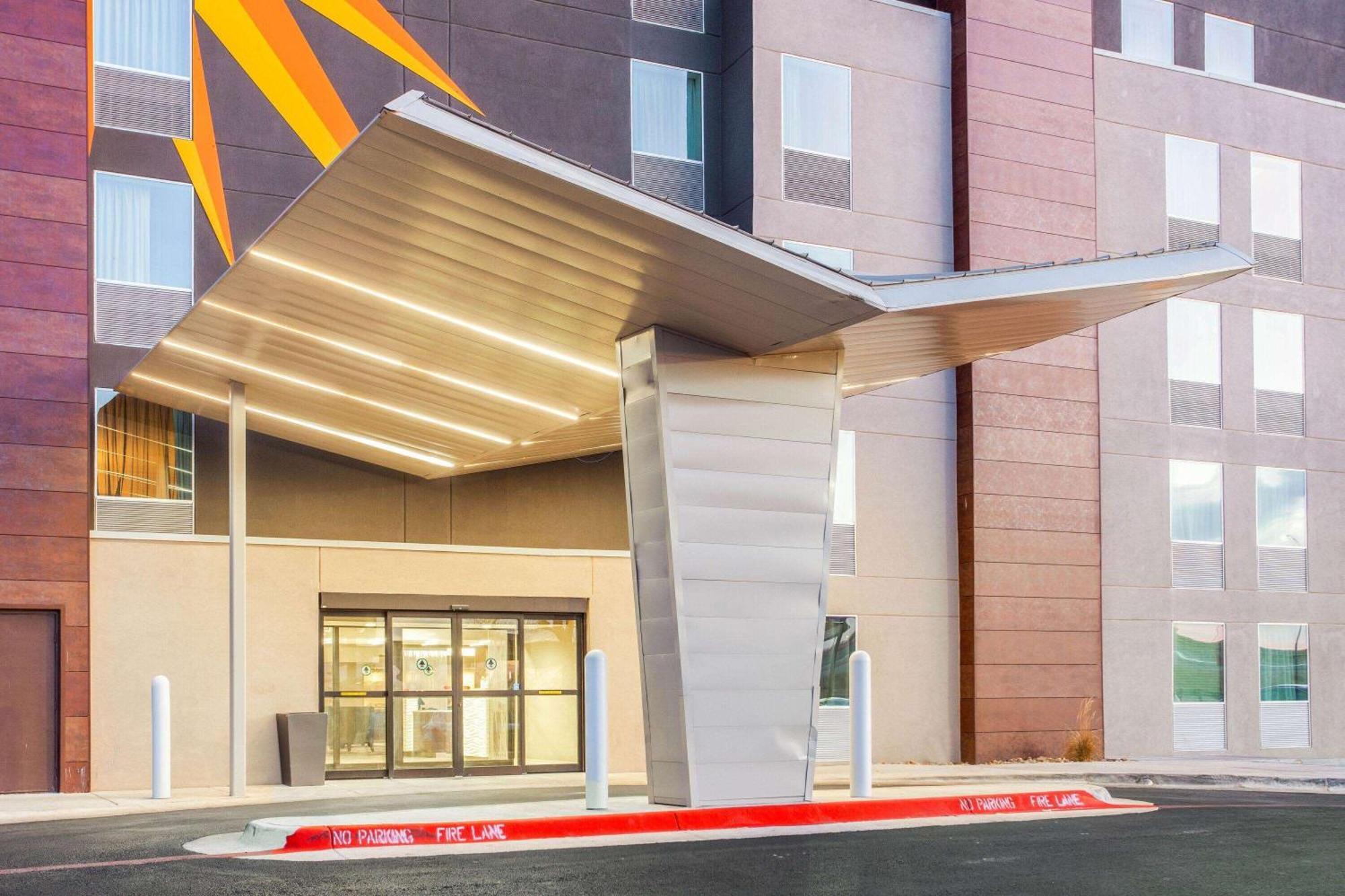 La Quinta By Wyndham Lubbock West Medical Center Hotel Exterior foto